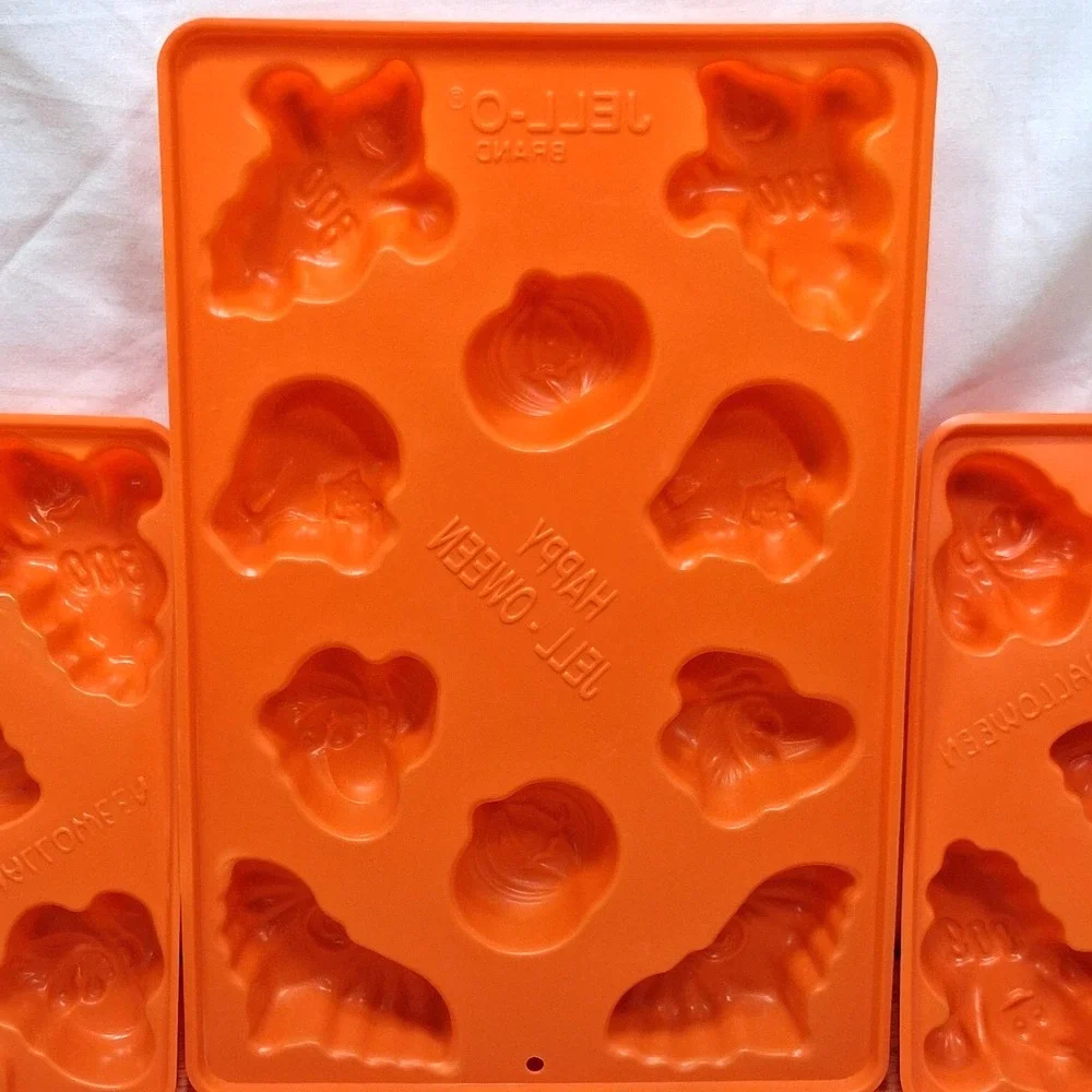 3 Vintage Jello Jigglers Mold Halloween Shapes Jell-o Shots Bats Ghosts Pumpkins